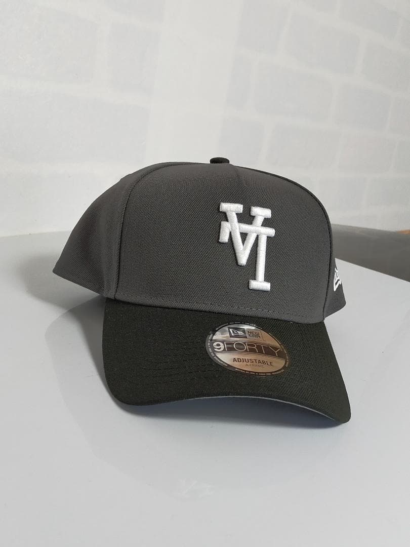 【9FORTY A-Frame】LAドジャース　逆ロゴ グラファイト＆ブラック