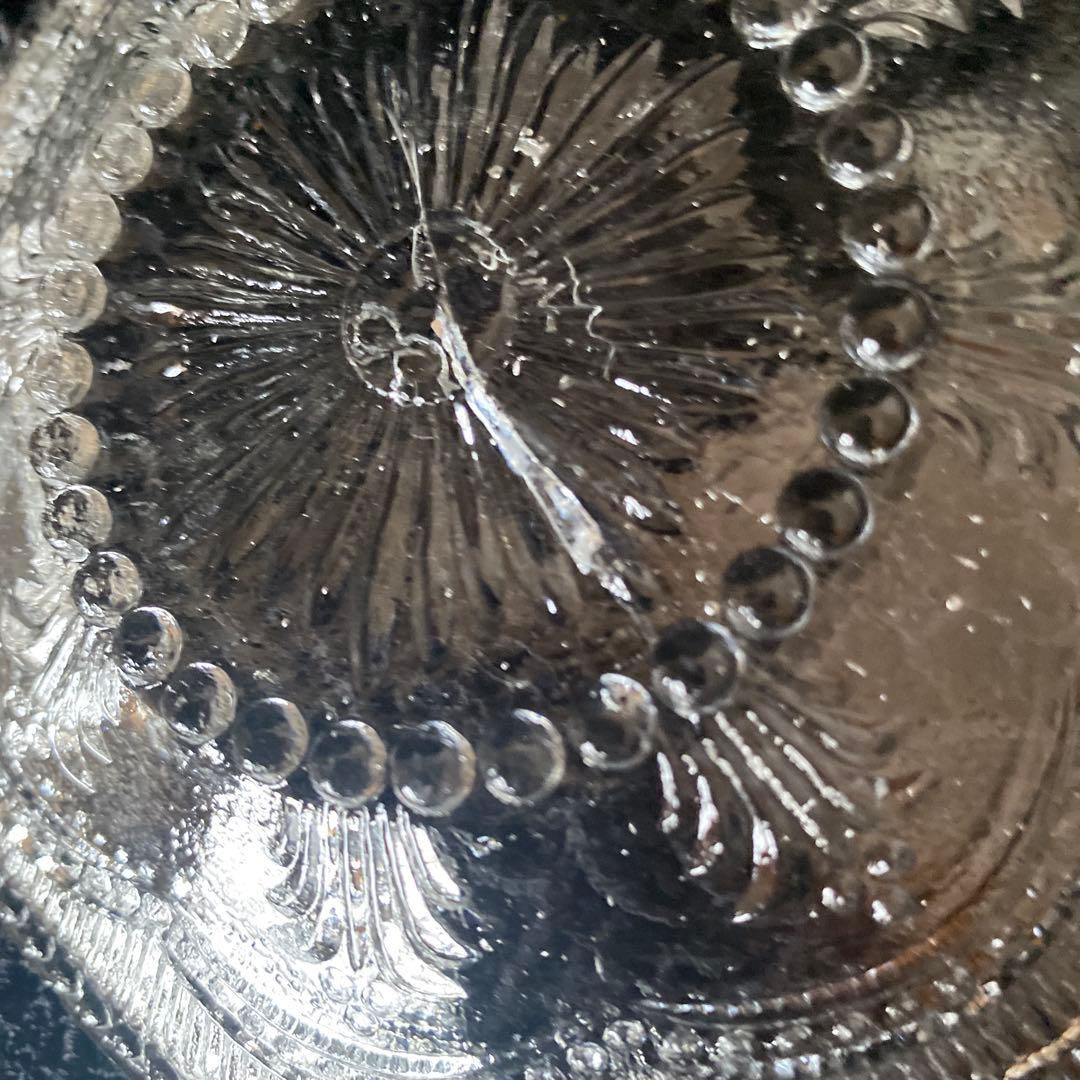 アンティークのプレスガラス製 明治〜昭和ガラスの小皿5枚セット　ウランガラス