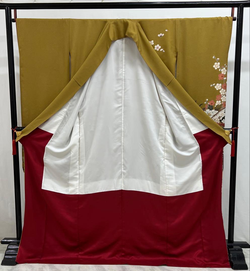 振り袖　フルセット　別誂長襦袢付金彩加工　刺繍入り　成人式　個性的　山吹色680