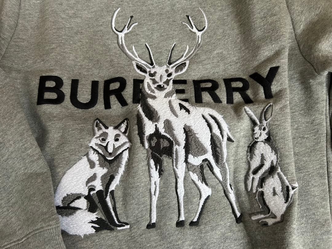 Ｒ*☆様 美品★バーバリー★トレーナー8Y