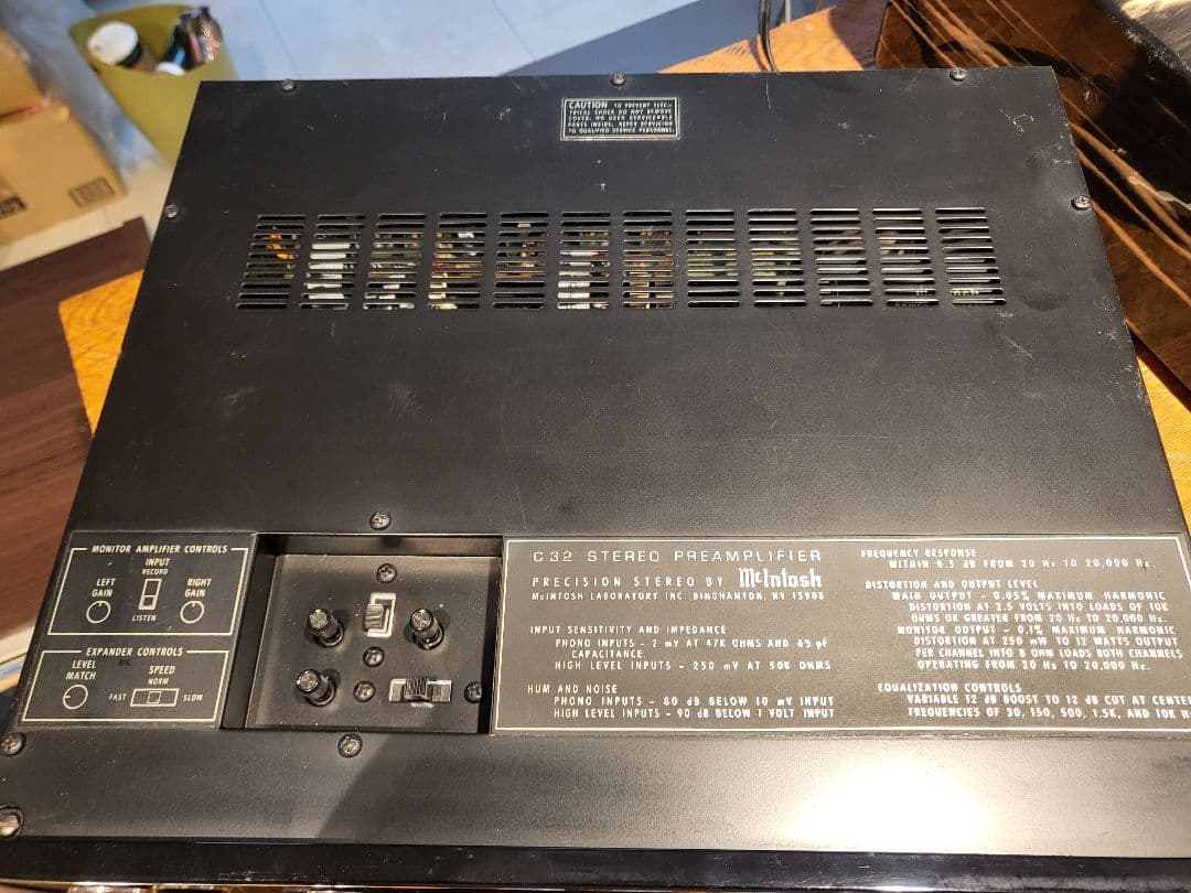 McIntosh マッキントッシュ C32 プリアンプ 【動作品】