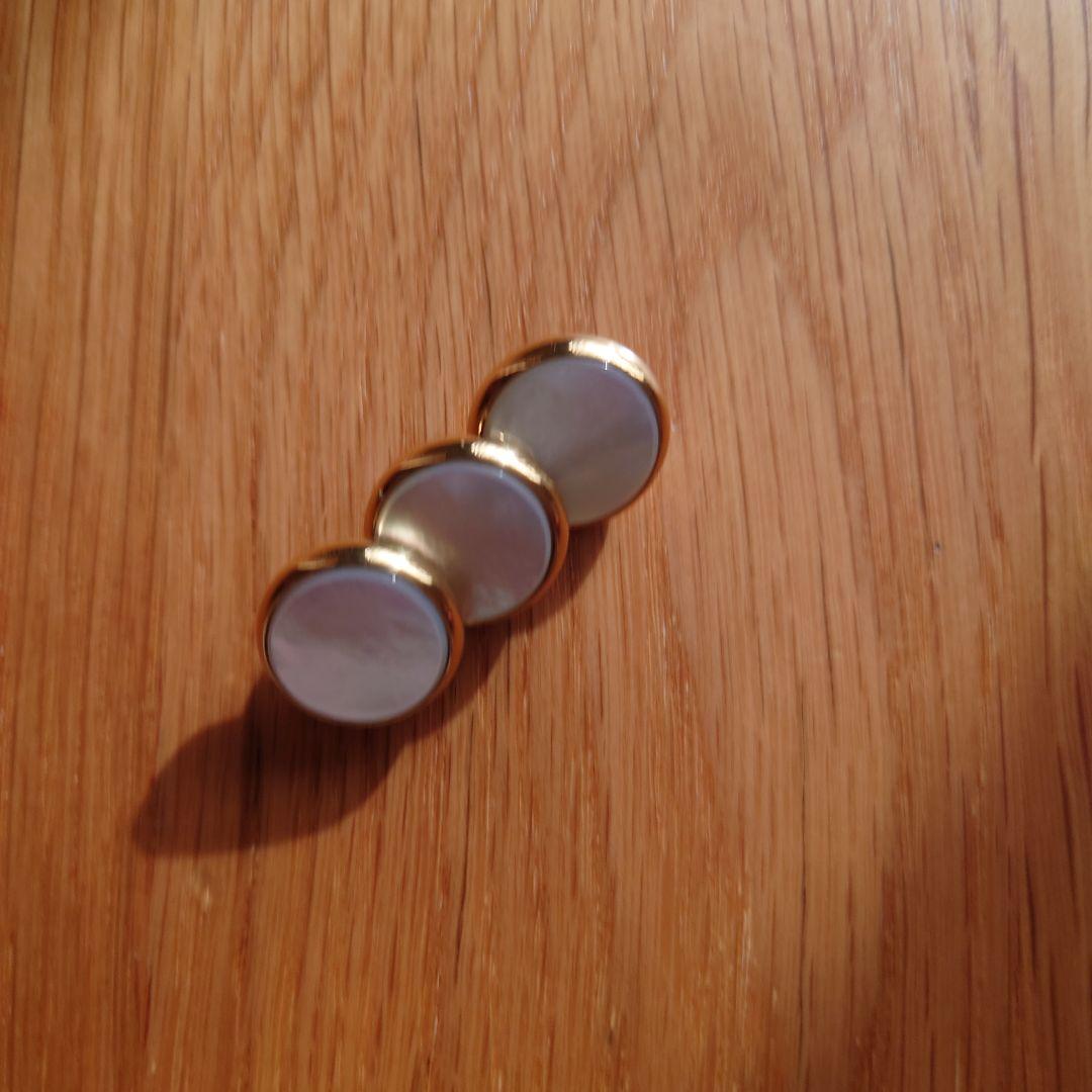 トランペット ピストンボタン　貝　と軸