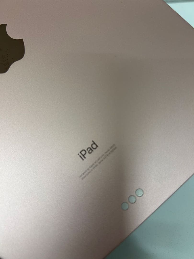 ★美品　iPad Air （第5世代）／256GB／Wi-Fiモデル