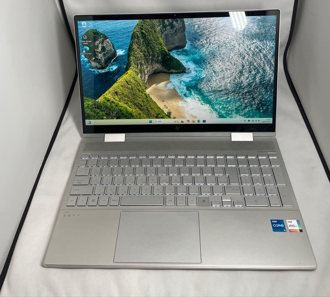 HP ENVY x360 Convertible 15-ed1xxx i5￼