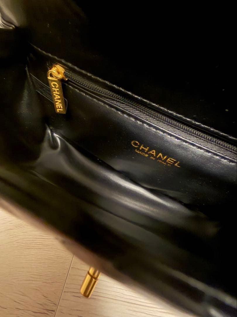 CHANEL キルティングショルダーバッグ ハートチェーン ノベルティ