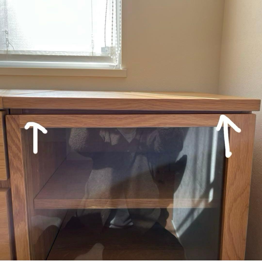 木製キャビネット　ガラス扉スリム