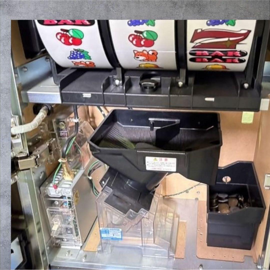 スロット実機 ファンキージャグラー 動作品 鍵・メダル付き