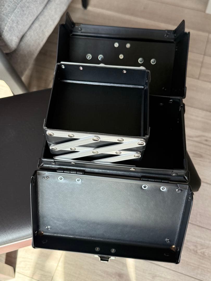 shu uemura ポケモン マルチボックス　メイクアップボックス￼