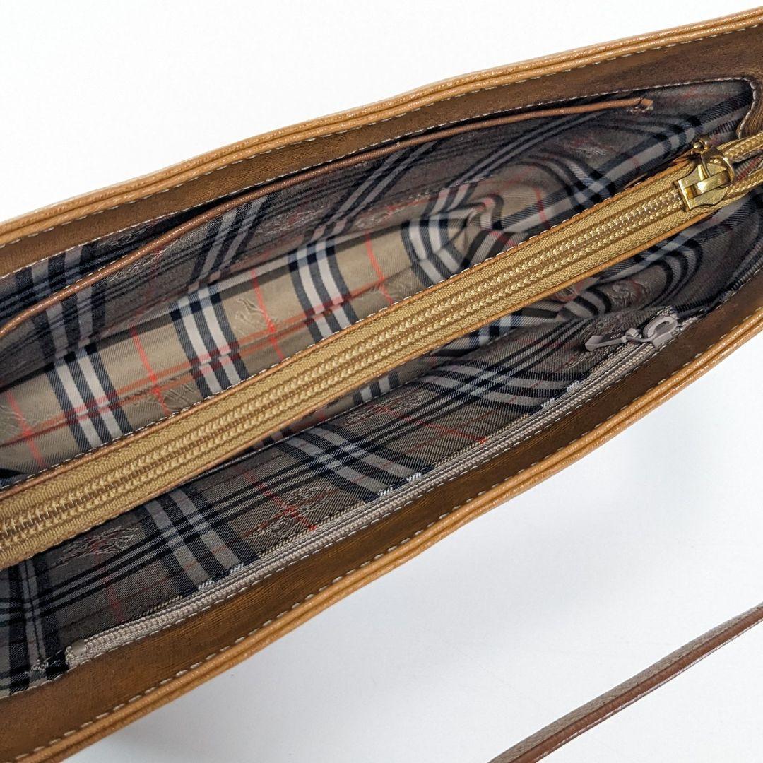 美品　バーバリー　ワンショルダーバッグ　ノバチェック　サフィアーノレザー　肩掛け