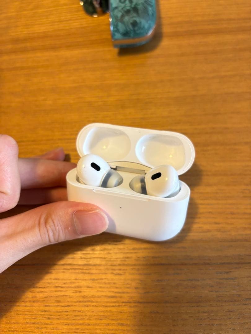 AirPods Pro 第2世代(4日までの出品です)