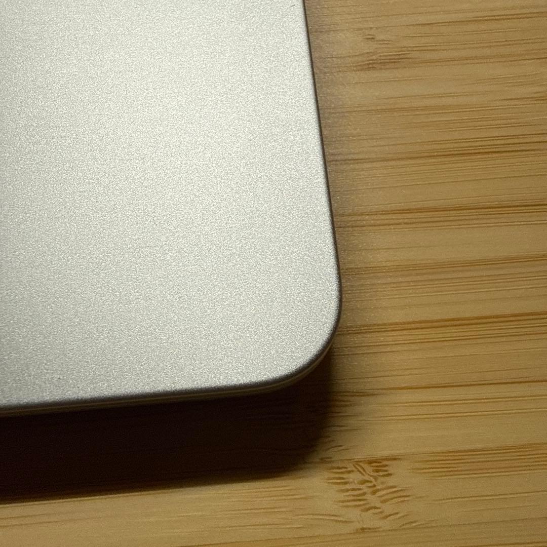 Apple MacBook Air M2シルバー 本体 SSD256GB