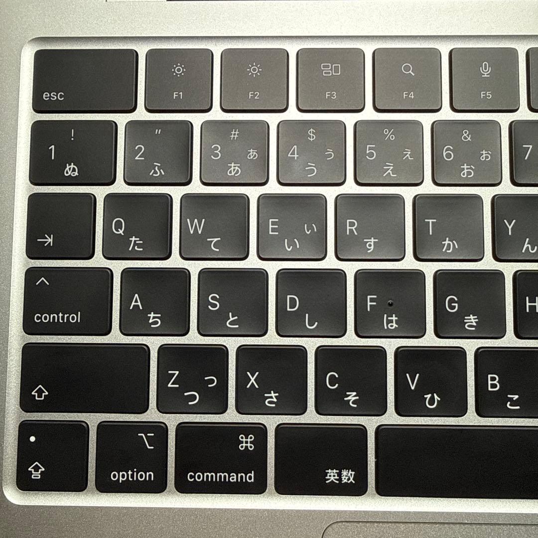 Apple MacBook Air M2シルバー 本体 SSD256GB