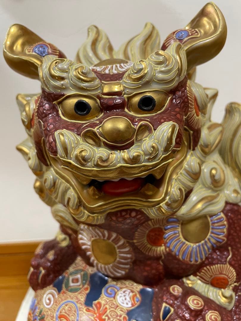 陶器製獅子の置物　エコメルカリ便、お願い致します