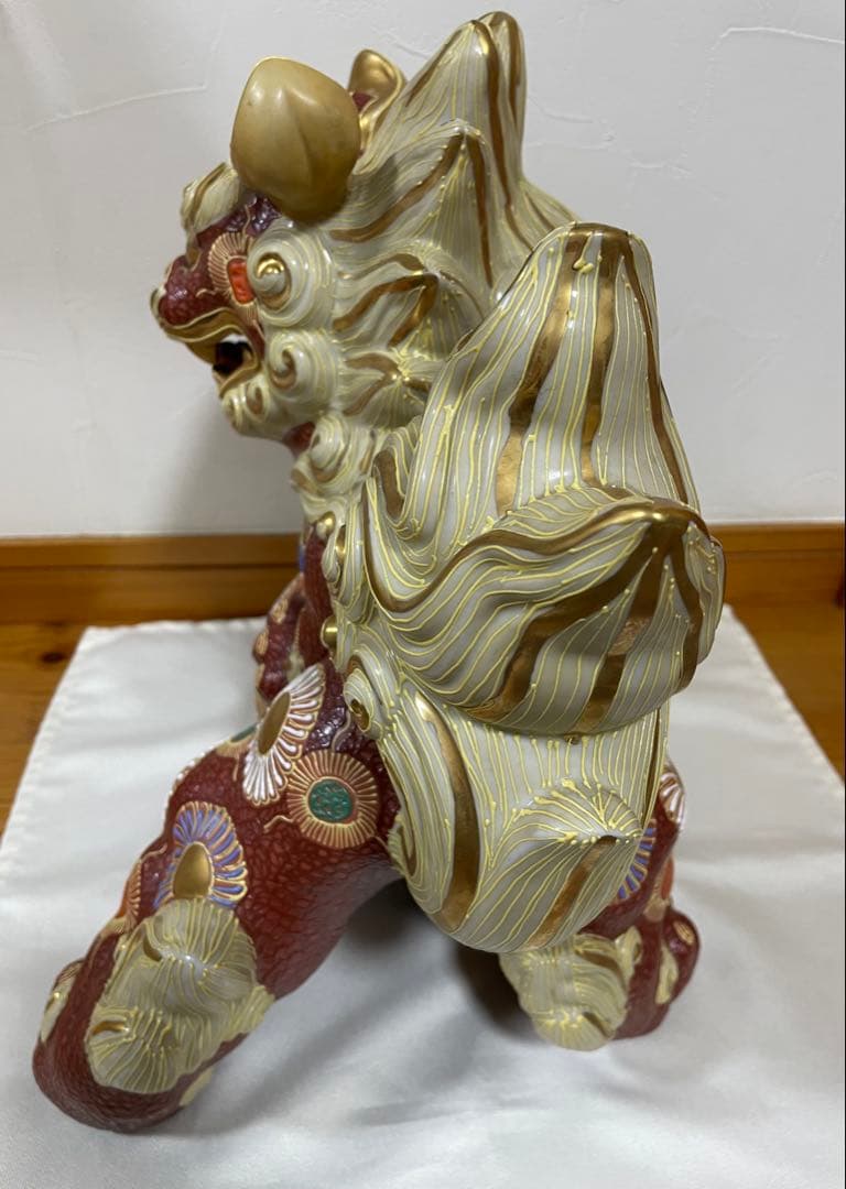 陶器製獅子の置物　エコメルカリ便、お願い致します