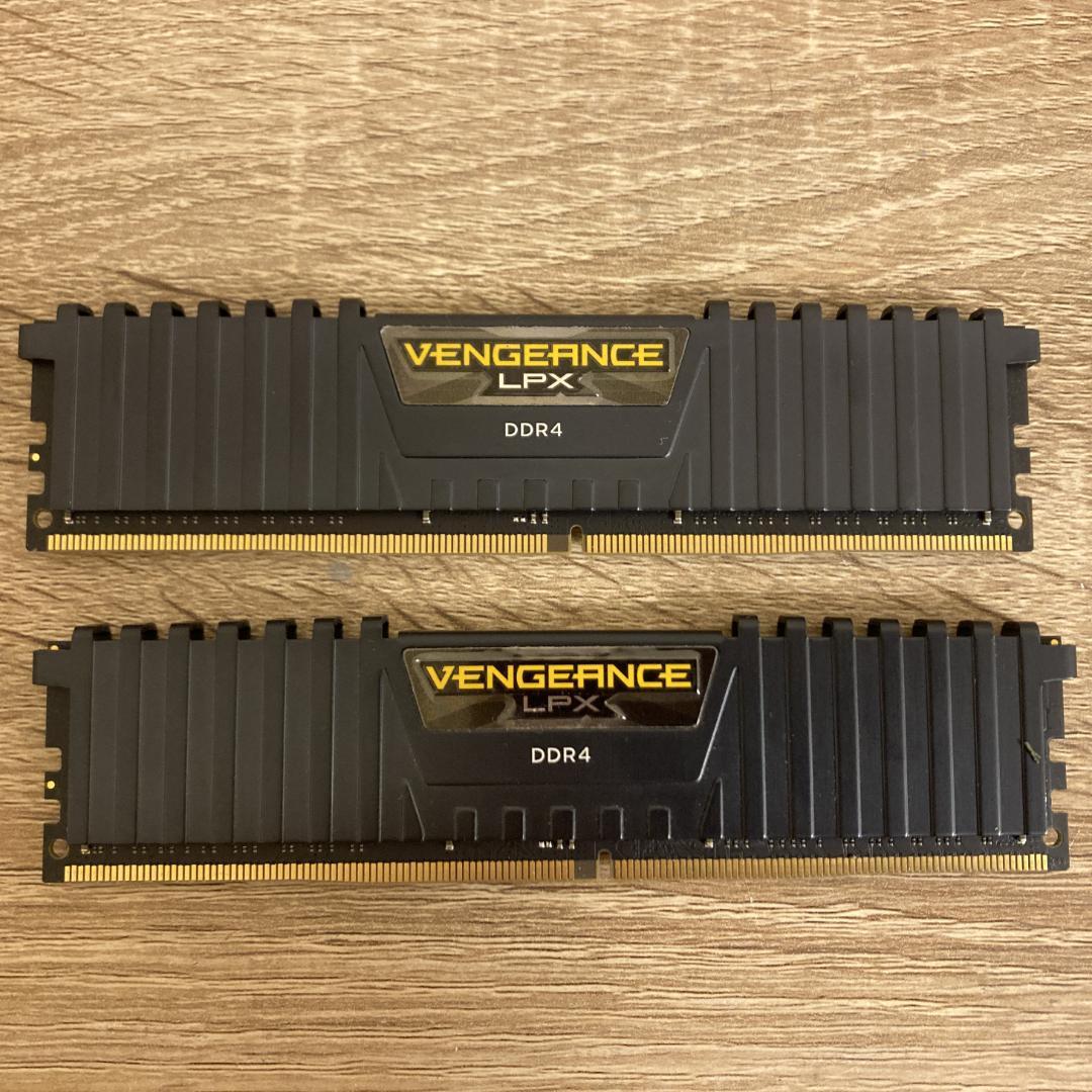 【動作保証付き】Corsair　DDR4-3200　32GB（16GB×2枚）