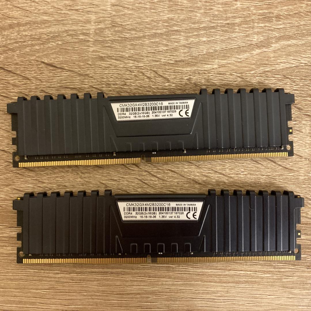【動作保証付き】Corsair　DDR4-3200　32GB（16GB×2枚）