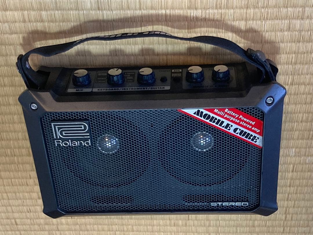Roland Mobile Cube バッテリー駆動アンプ
