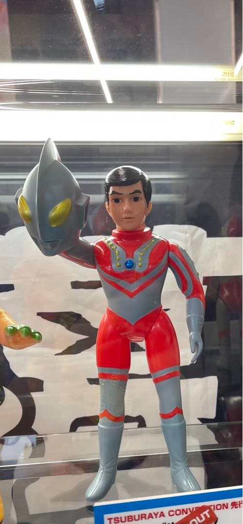 墓場の画廊 ブルマァク マスク取れゾフィー レトロカラー ツブコン 円谷