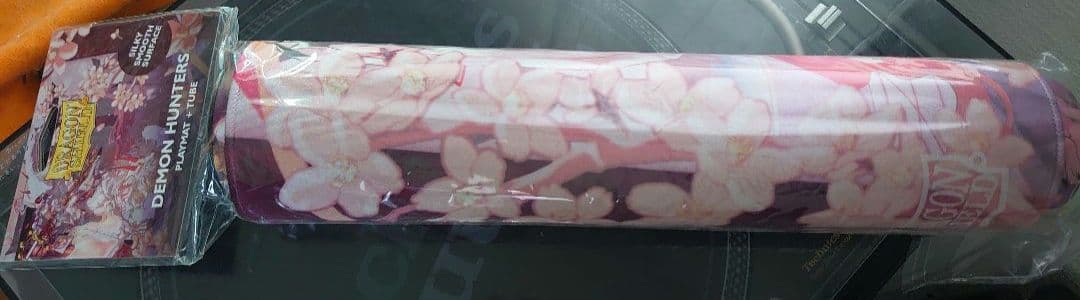 DRAGON SHIELD Demon Hunters プレイマット