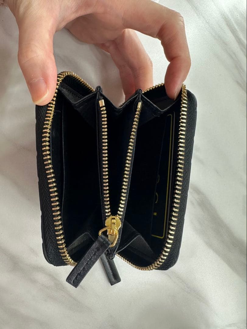 Gucci ブラックレザー ケース