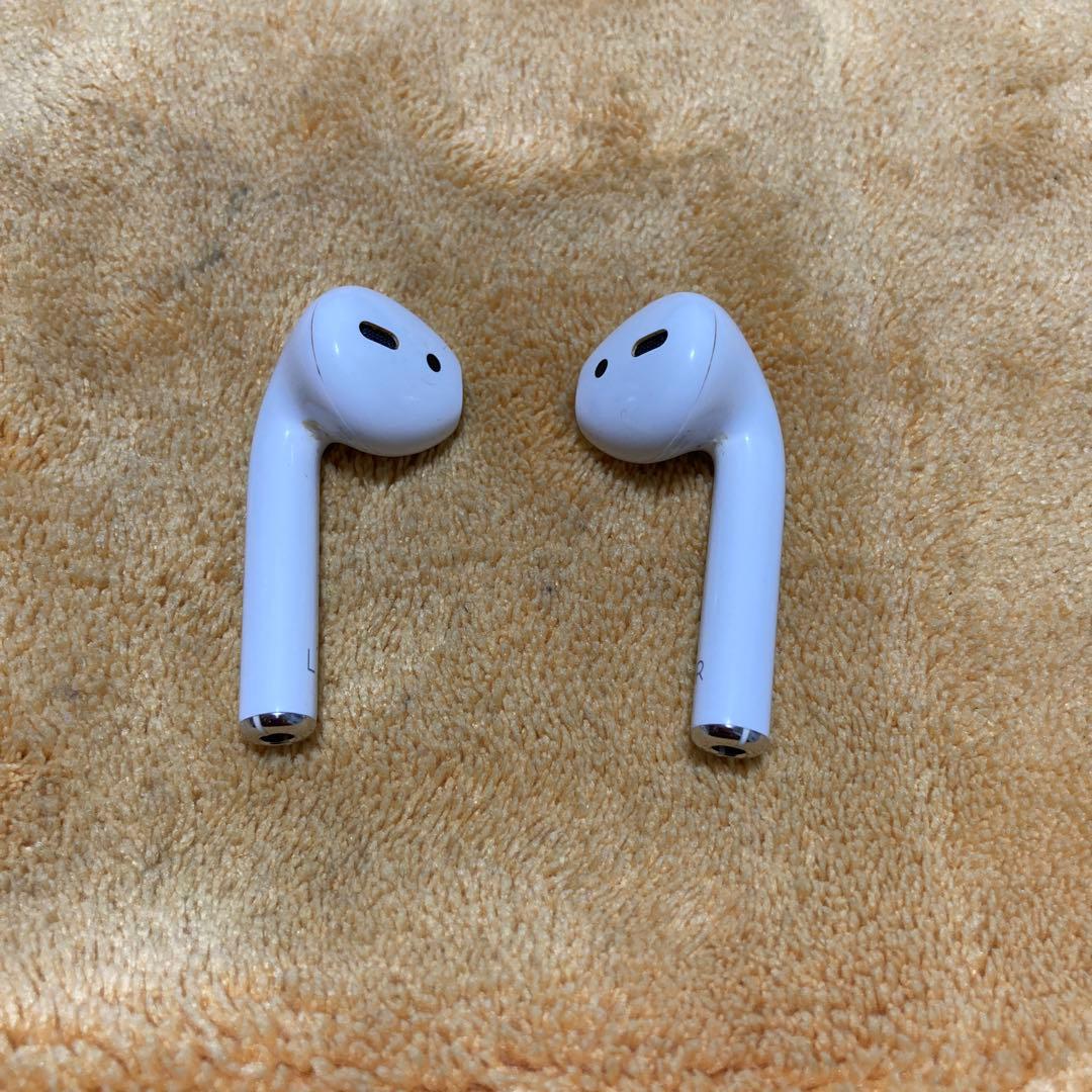 Apple MRXJ2J/A airpods 第二世代 エアポッズ
