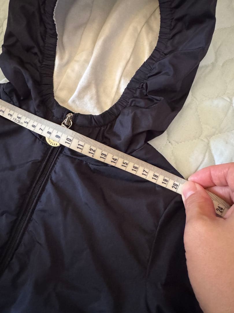 ネイビー ジップアップジャケット フード付き