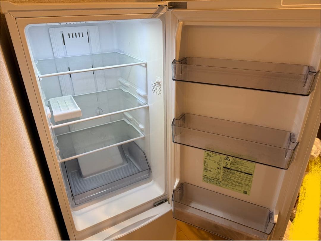 一人暮らし　冷蔵庫　TOSHIBA