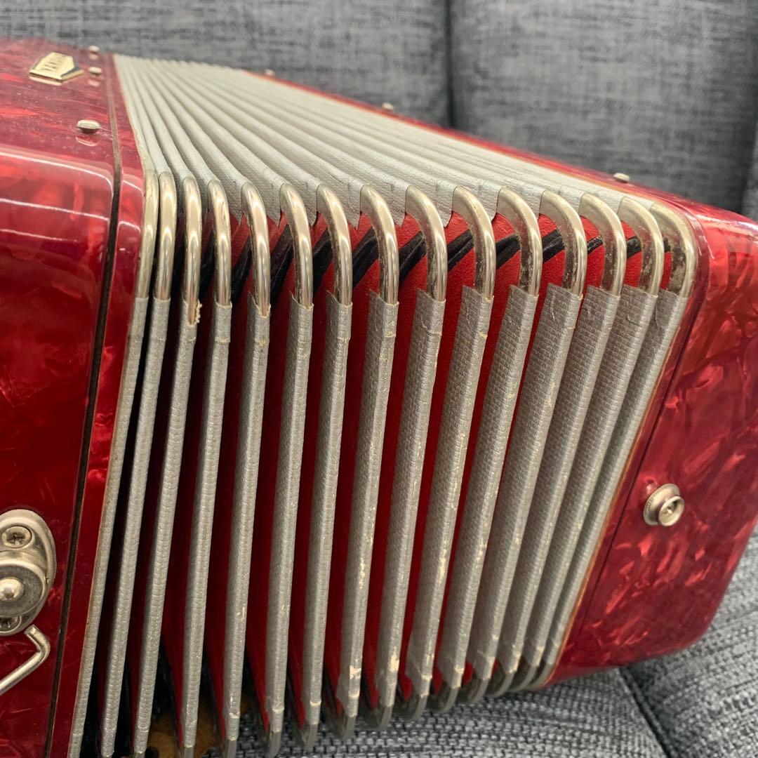 ★ YAMAHA アコーディオン 型番不明 32鍵盤 赤 動作確認済み