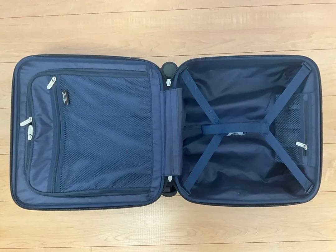 【BERMAS】 INTER CITY フロントオープン スクエア4輪33L