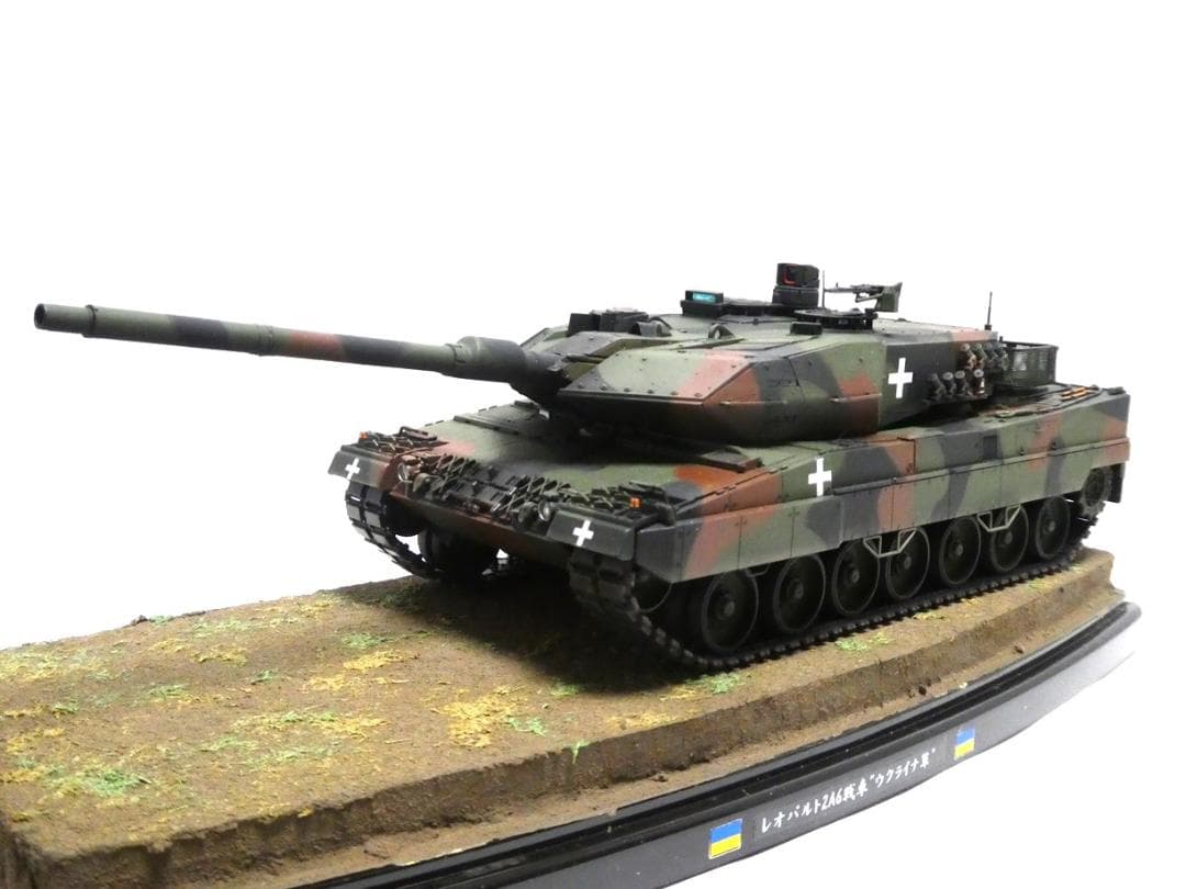 タミヤ 1/35 レオパルト2A6戦車“軍” 完成品