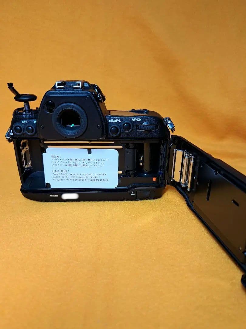 n*u様 Nikon F6　ほぼ新品