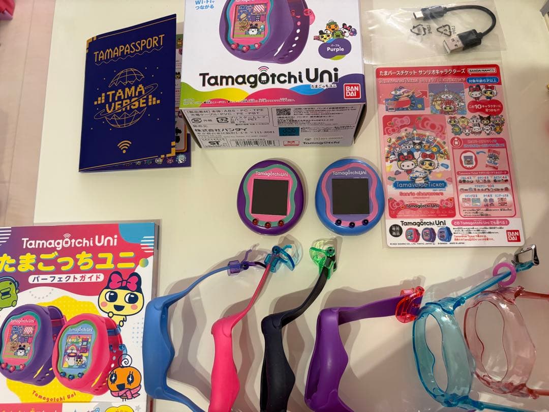 美品Tamagmtchi Uni たまごっちユニ　2個セット