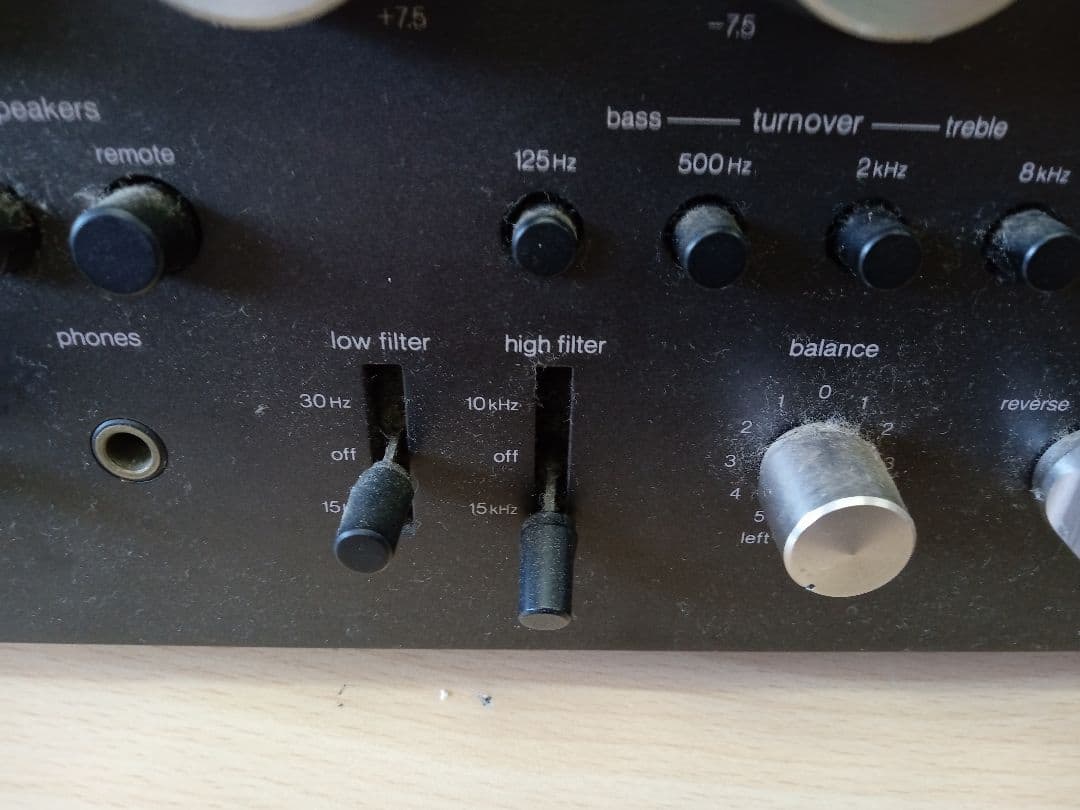 ジャンク品TechnicsSU-9400 ステレオインテグレーテッドアンプ 本体