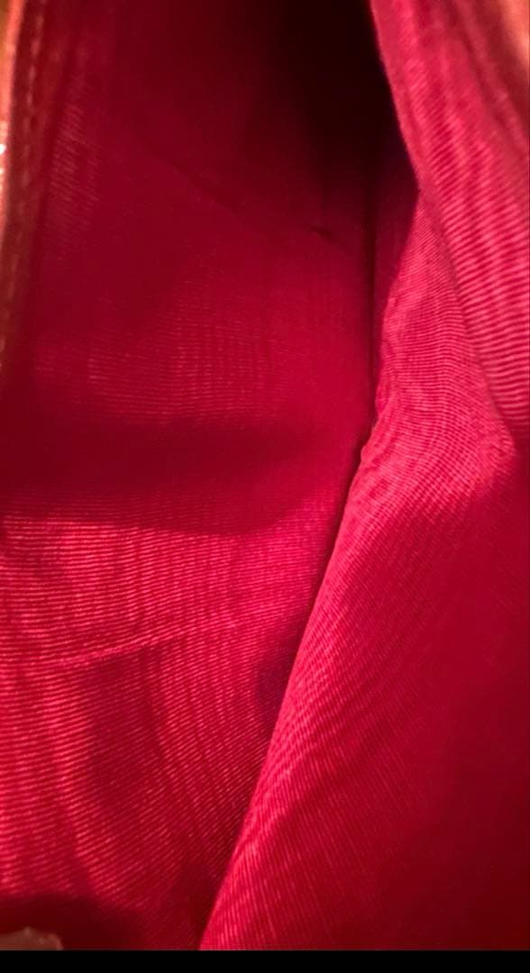 CHANEL 二つ折り財布 赤