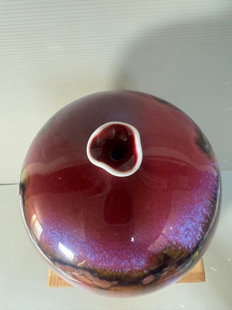 2591 真右衛門窯　辰砂釉　壷　未使用