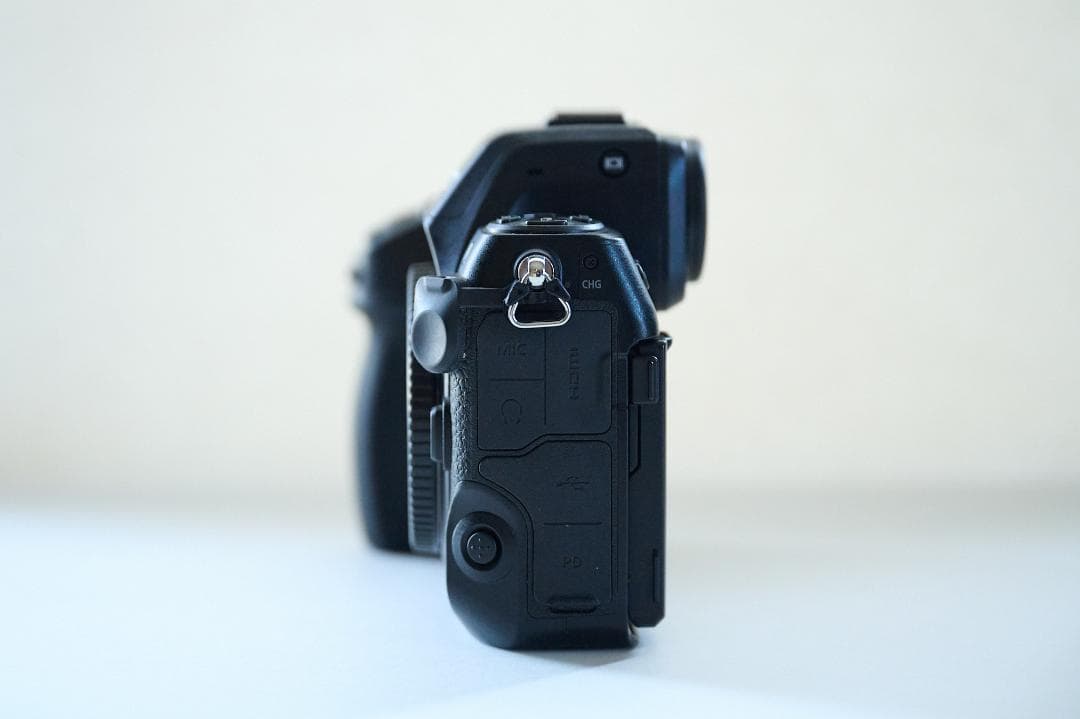 Nikon Z8 ミラーレス一眼カメラ