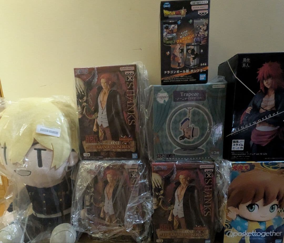 フィギュア6点、タンブラー、ぬいぐるみセット