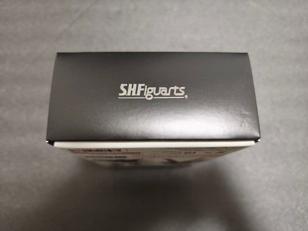 【未開封】S.H.Figuarts（真骨彫製法） 仮面ライダー ダークキバ