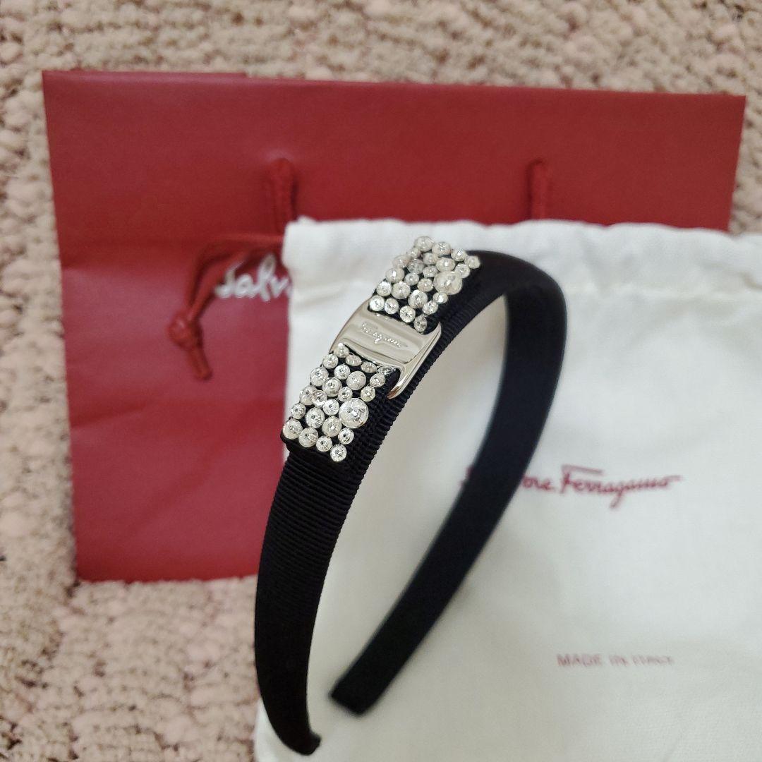 新品未使用FERRAGAMO フェラガモ カチューシャ