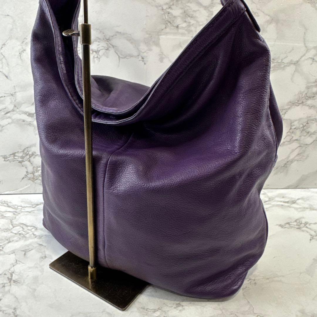 MARC BY MARCJACOBS マークジェイコブス セミショルダーバッグ