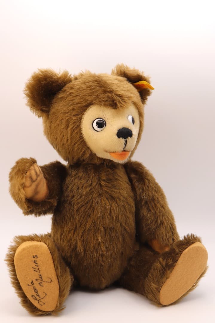 べリーマン・ベア STEIFF リンダ・マリンズサイン入り ぬいぐるみ