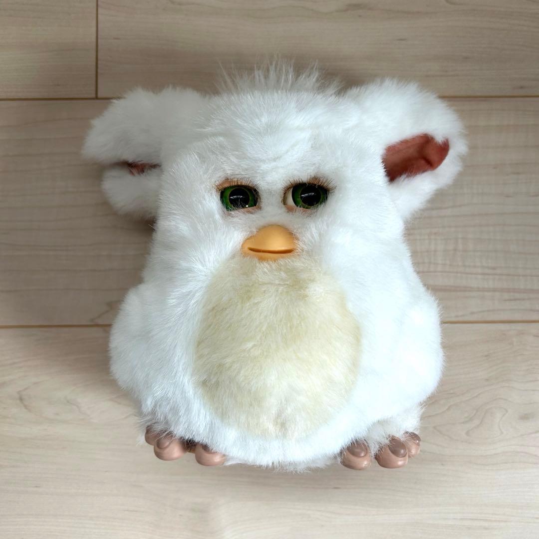 ファービー2 日本語版 ホワイト　グリーン目 本体＋箱付き