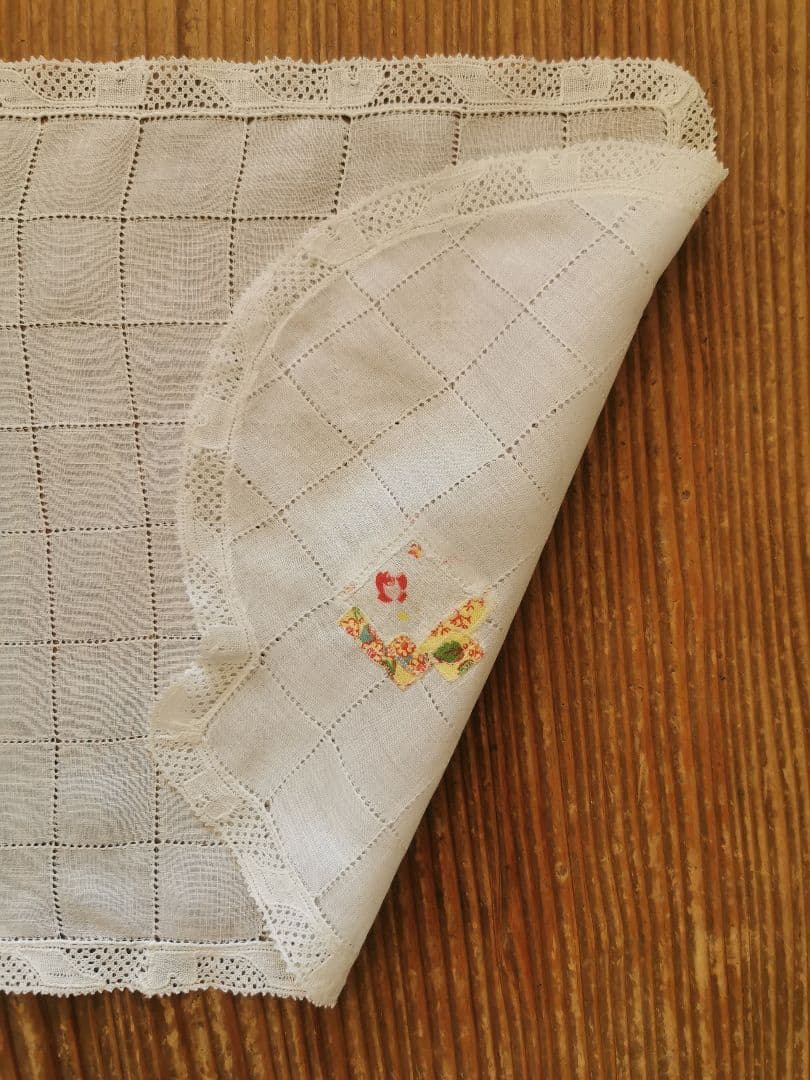 アンティーク ベルギーフランダースボビンレーストリム ドローンワーク変形ドイリー