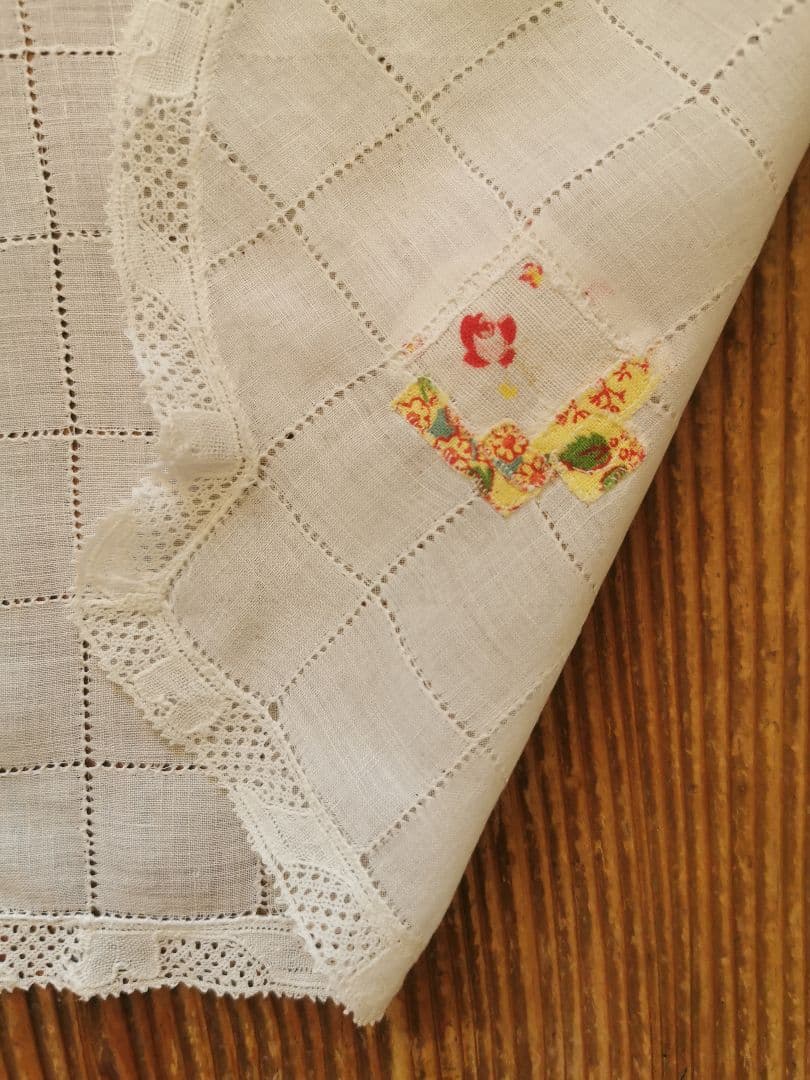 アンティーク ベルギーフランダースボビンレーストリム ドローンワーク変形ドイリー