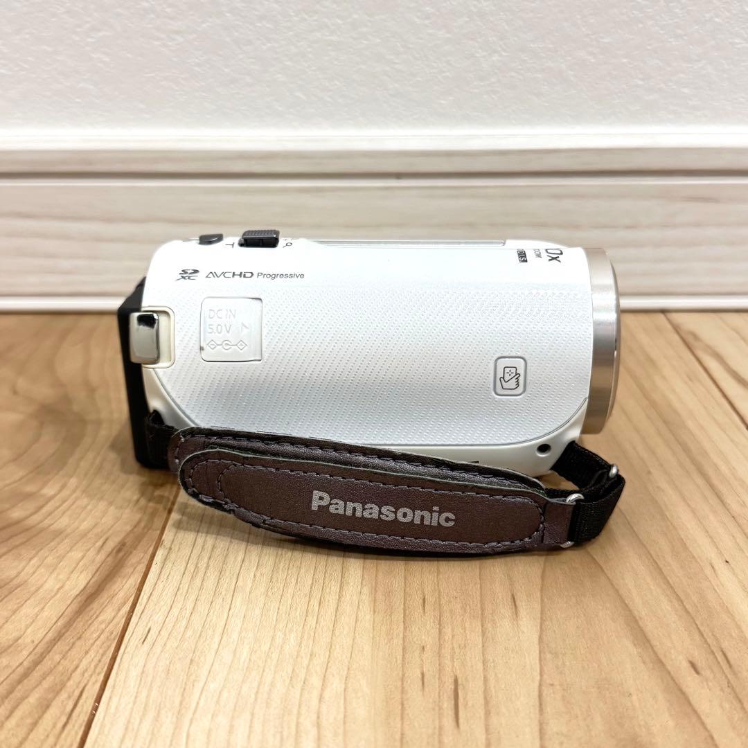 【美品】　Panasonic パナソニック　ビデオカメラ　HC-V520M