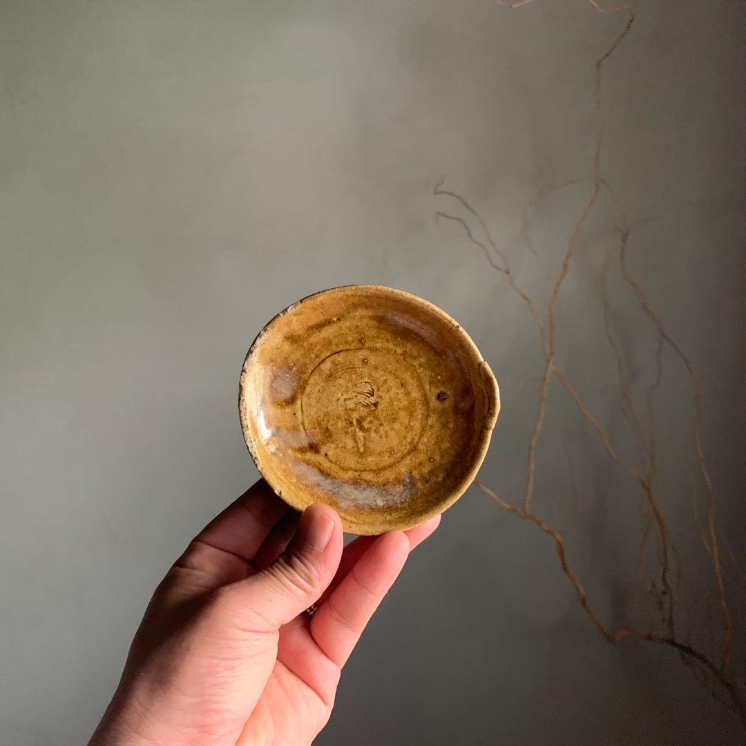 美濃 飴釉 平盃 小皿 No.2 古美術 古道具 アンティーク 美濃古窯