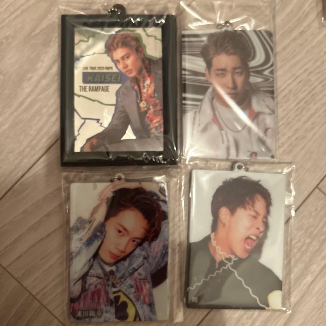 RAMPAGEグッズ　人気メンバー多数！！！ ここだけの大量グッズ！