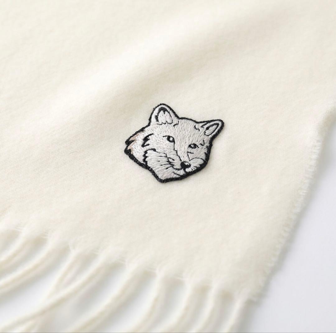 MAISON KITSUNE メゾンキツネ マフラー アイボリー