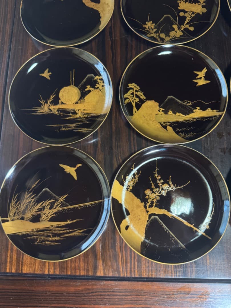 漆塗り絵皿 富士山風景入り 19枚セット（推定 江戸時代初期）