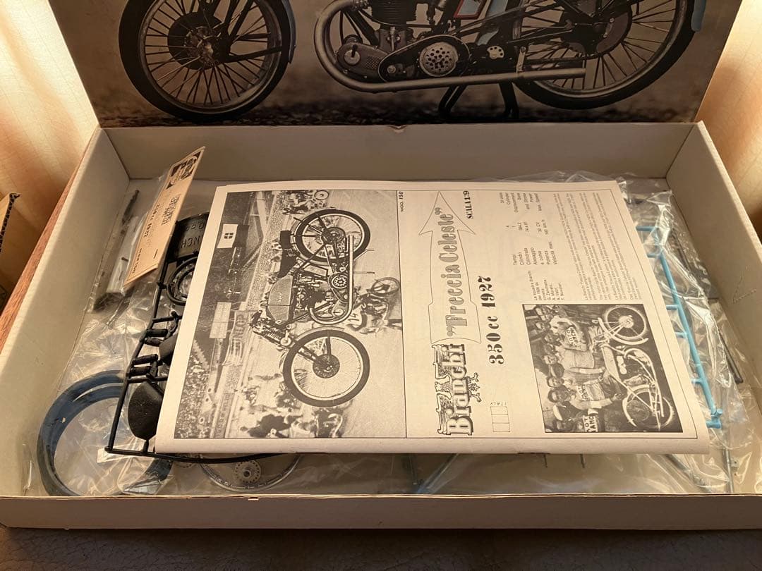 Bianchi Freccia Celeste 350cc イタリア プラモデル